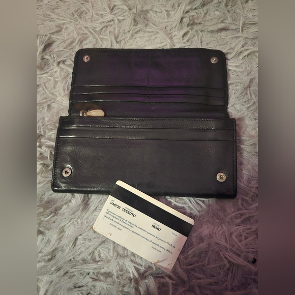 Prada Black & Silver Hardware Buckle Snap Long Wallet (EUC)(COA CARD) - Picture 5 of 12